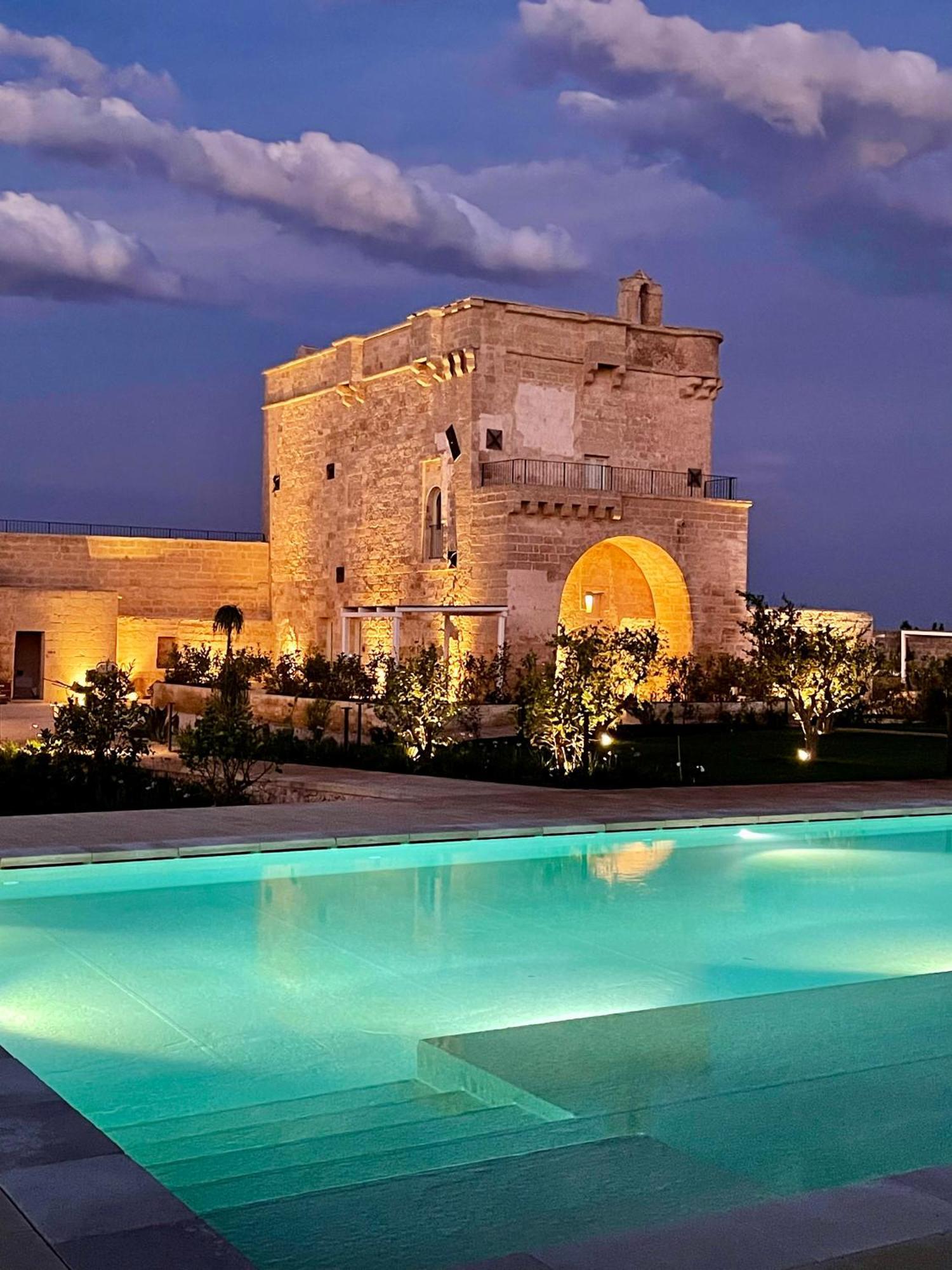 Masseria Donna Menga - The Leading Hotels Of The World Torre Lapillo Exteriör bild