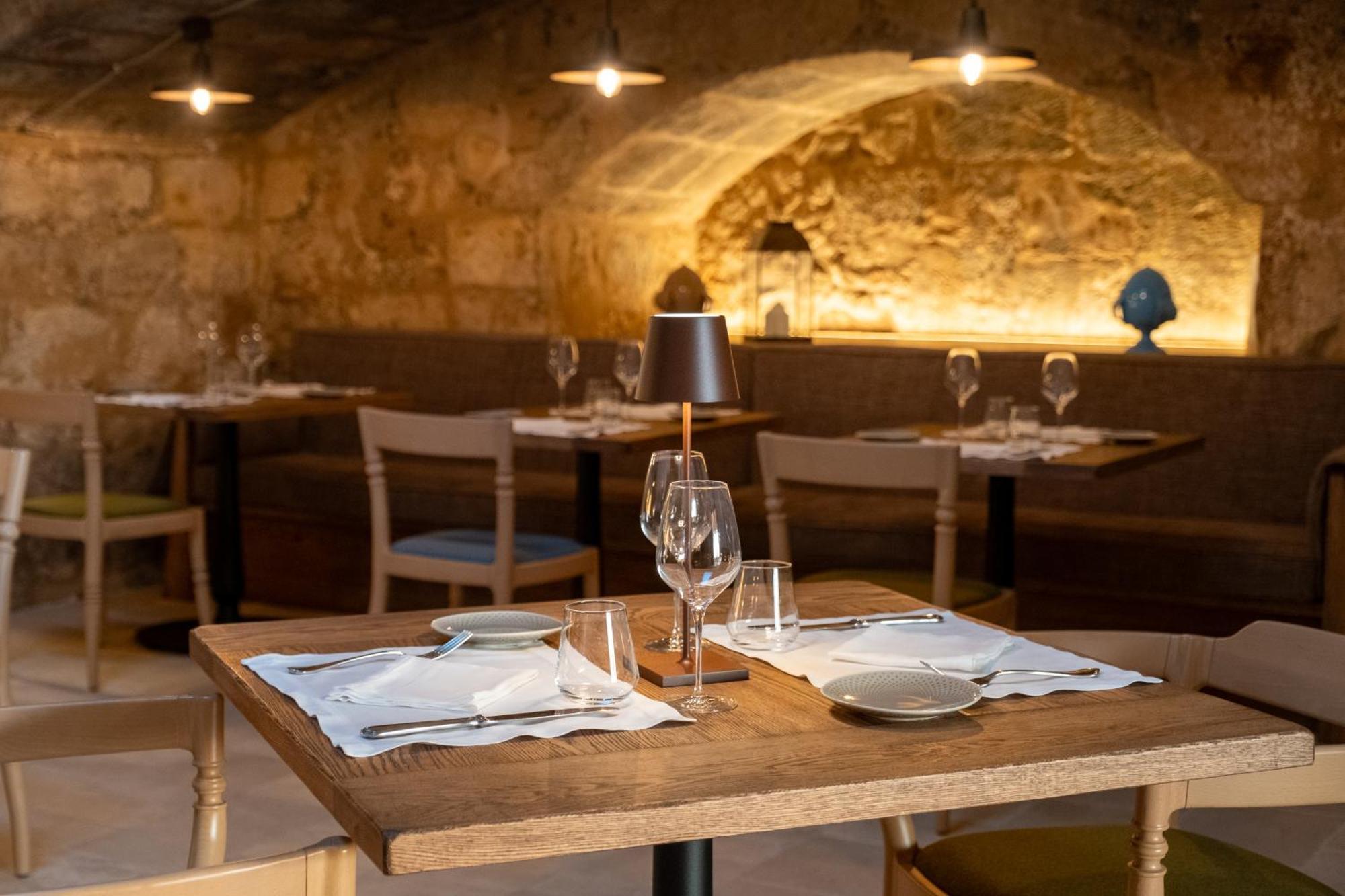 Masseria Donna Menga - The Leading Hotels Of The World Torre Lapillo Exteriör bild